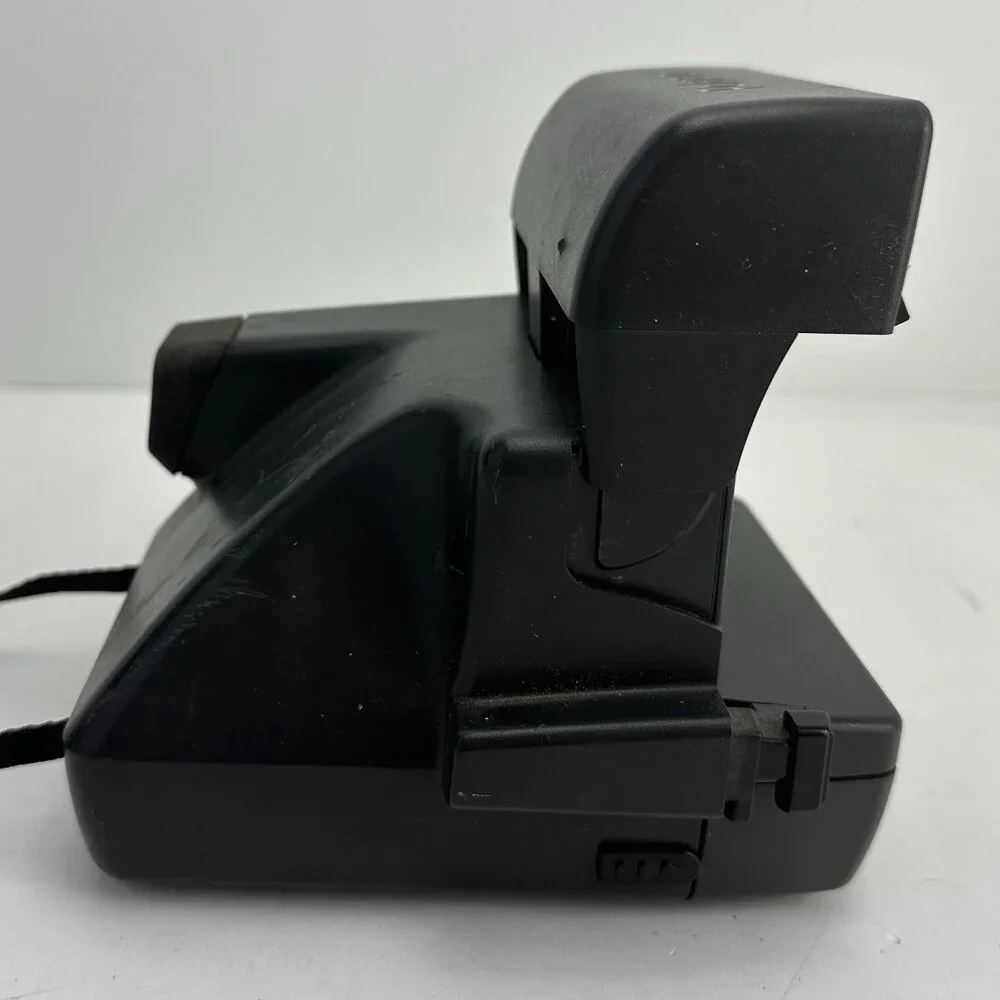 Vintage Polaroid Camera One Step Close Up With Flash Uses 600 Film